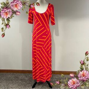 Vibrant geometric Striped print casual short sleeve Dress size medium‎